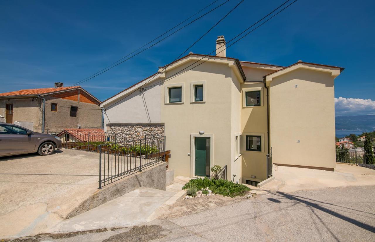 Nevera 1 Vrbnik  Luaran gambar